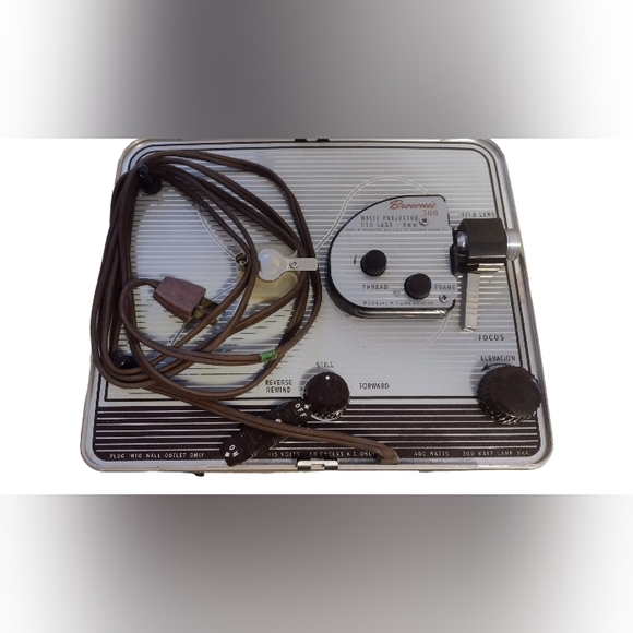 Vintage Kodak Brownie 8MM Movie Projector - Picture 5 of 7